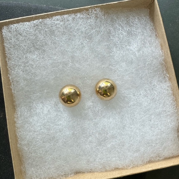 Kathleen Whitaker 12mm Sphere Studs (Pair) - Picture 3 of 6
